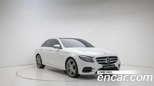 Mercedes-Benz E- W213 E300 4MATIC AMG Line