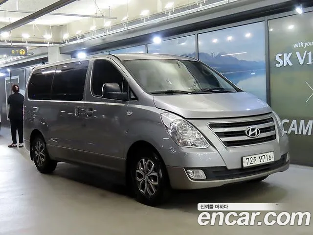 Hyundai Grand Starex 12