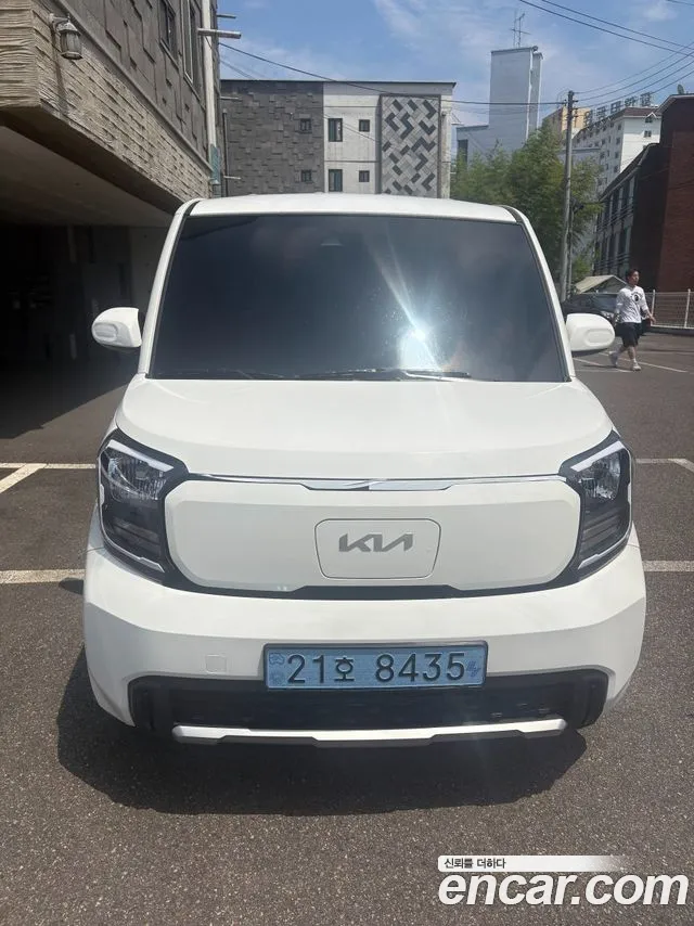 Kia The New Kia EV