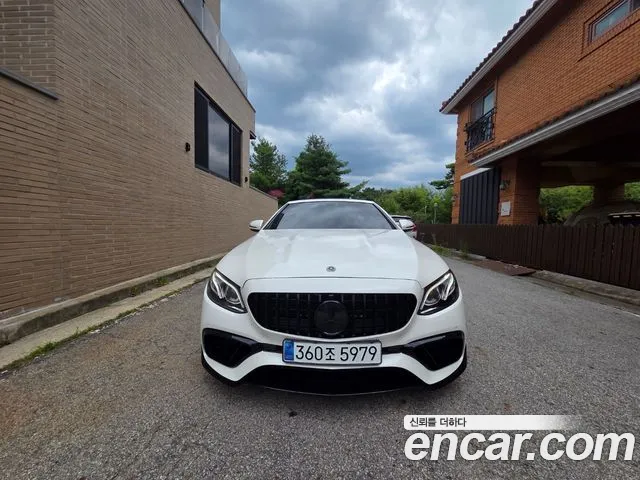 Mercedes-Benz E- W213 E220d