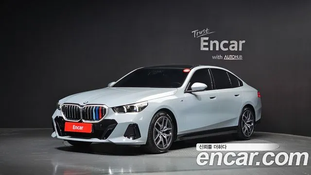 BMW 5 (G60) 520i M