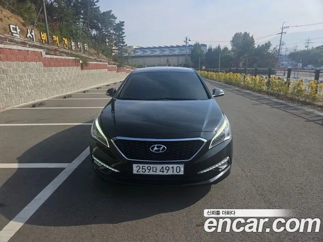 Hyundai LF Sonata 2.0