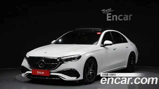 Mercedes-Benz E- W214 E300 4MATIC AMG Line