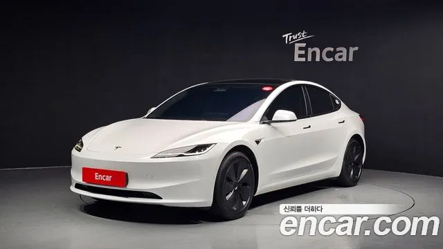 Tesla 3 RWD