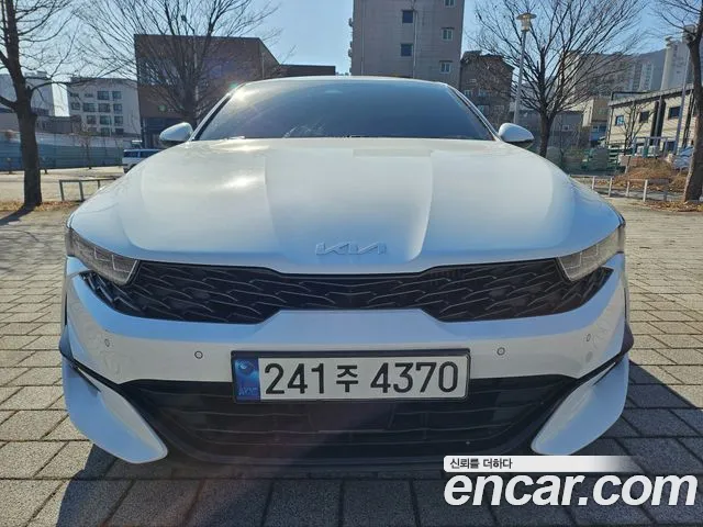 Kia K5 III 1.6 Turbo Prestige