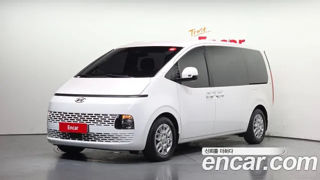 Hyundai Staria 4WD 11