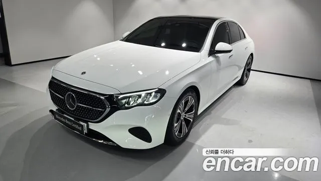 Mercedes-Benz E- W214 E200