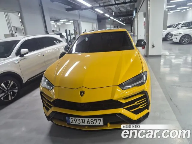 Lamborghini 4.0 V8