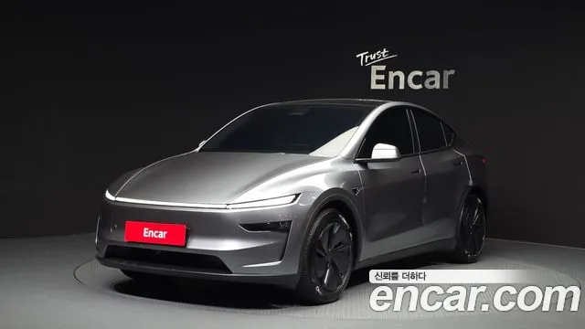 Tesla Y RWD