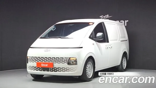 Hyundai Staria 3