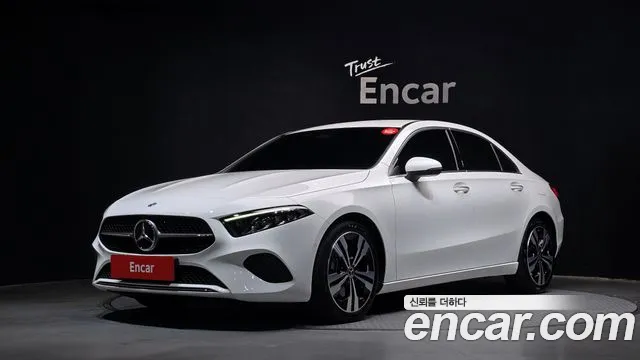 Mercedes-Benz A- W177 A220