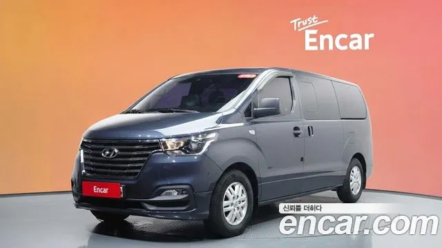 Hyundai The New Grand Starex 5