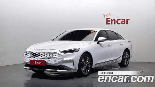 Kia K8 Hybrid Signature