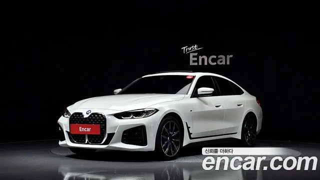 BMW 4 (G22) 420i M
