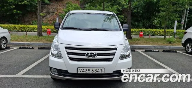 Hyundai Grand Starex 4WD 11