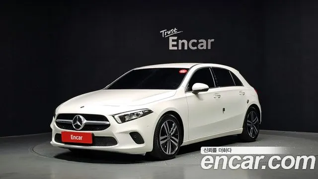 Mercedes-Benz A- W177 A220