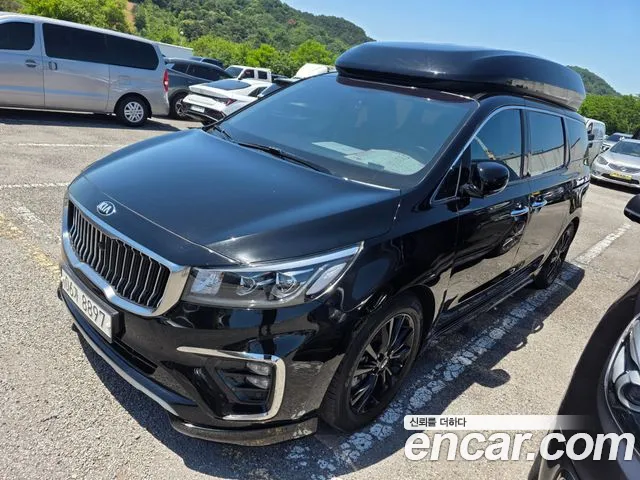 Kia The New Carnival 9 Prestige