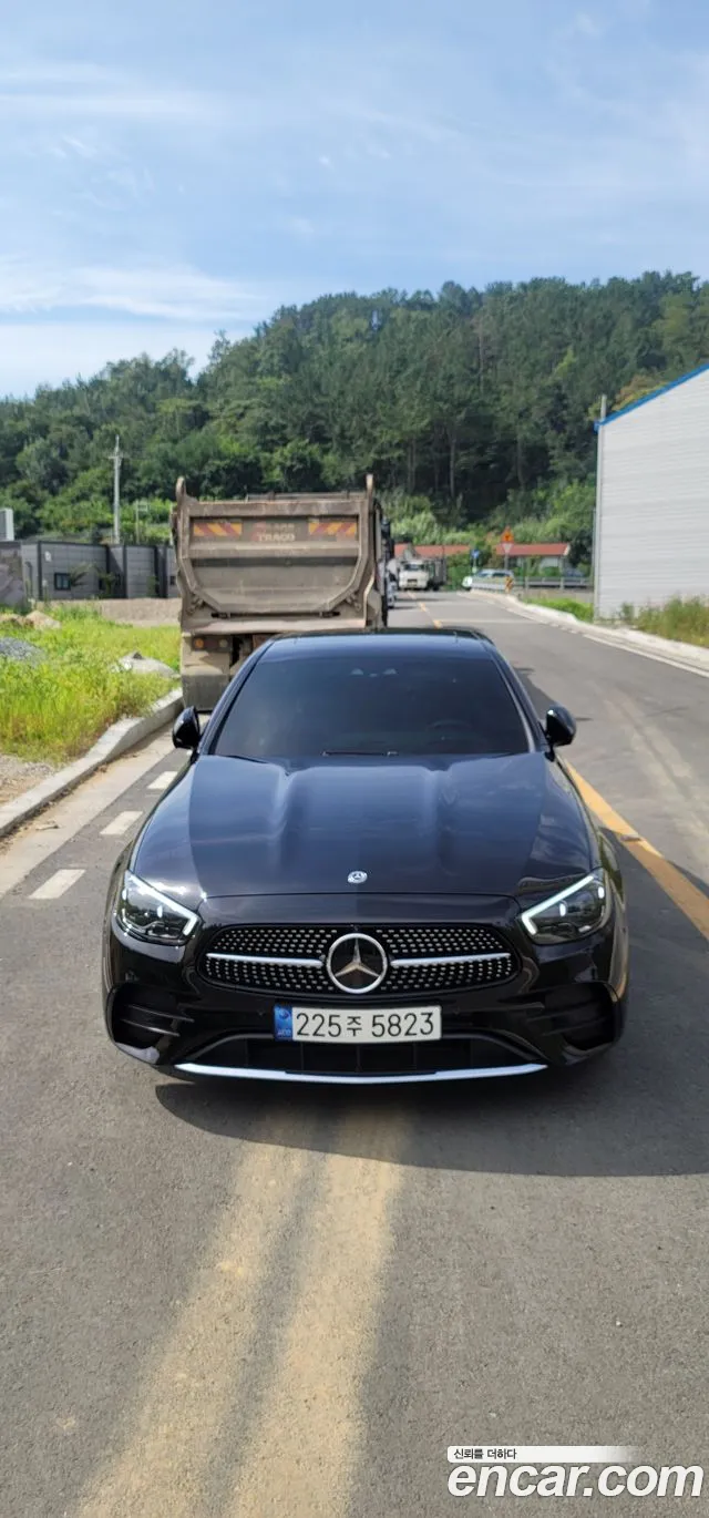 Mercedes-Benz E- W213 E220d 4MATIC AMG Line