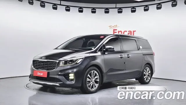 Kia The New Carnival 9 Noblesse