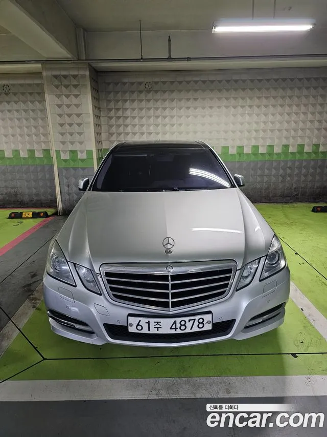 Mercedes-Benz E- W212 E350