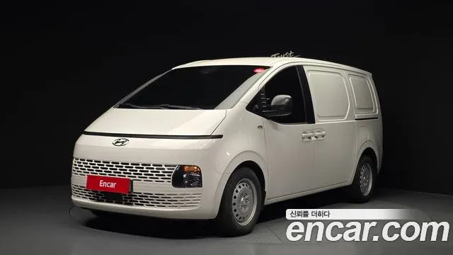 Hyundai Staria 3