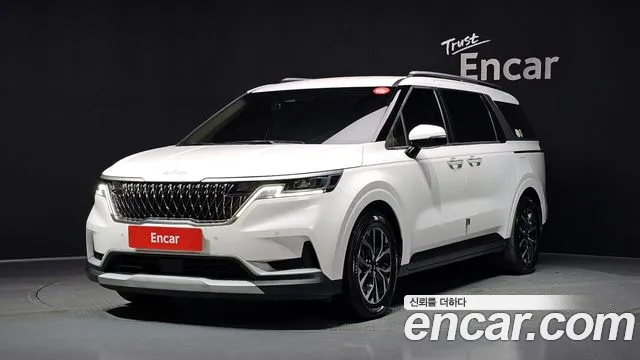 Kia Carnival 4 Gasoline 9 Prestige