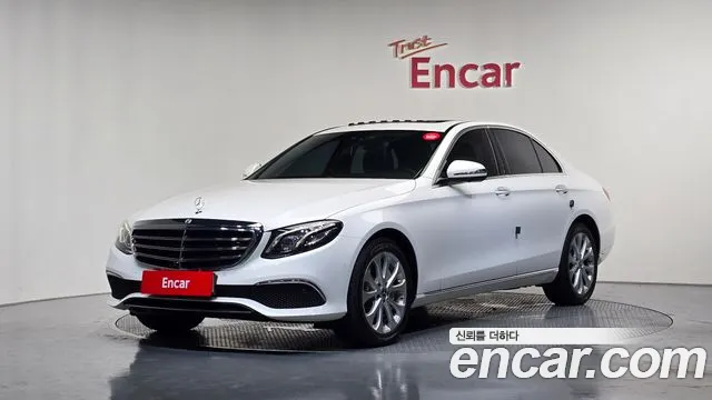 Mercedes-Benz E- W213 E300 Exclusive