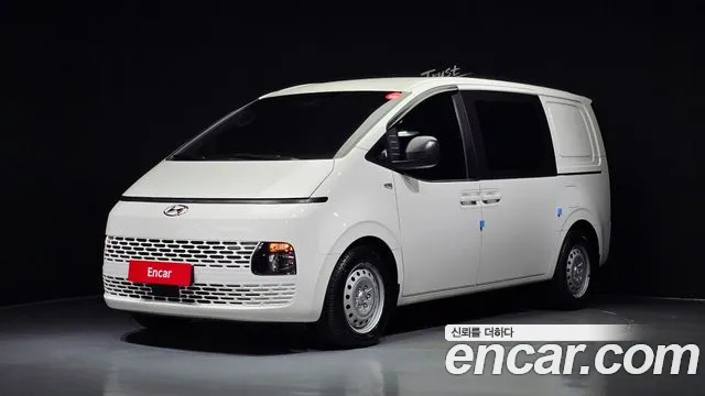 Hyundai Staria 5