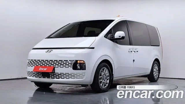 Hyundai Staria 11