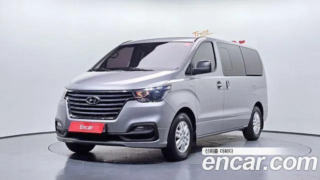 Hyundai The New Grand Starex 5