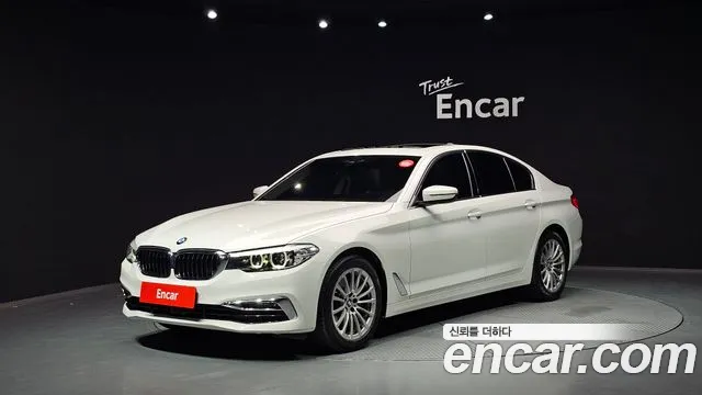 BMW 5 (G30) 520i