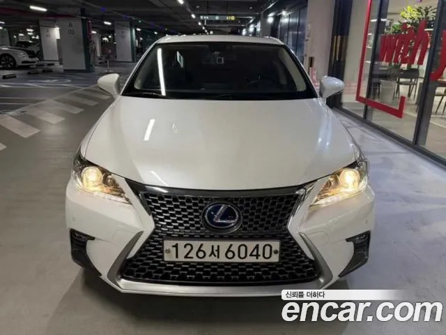 Lexus CT200h 1.8 ZWA10