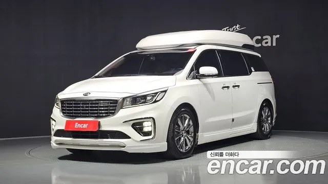 Kia The New Carnival 9 Noblesse