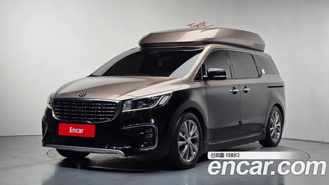 Kia The New Carnival Gasoline 9