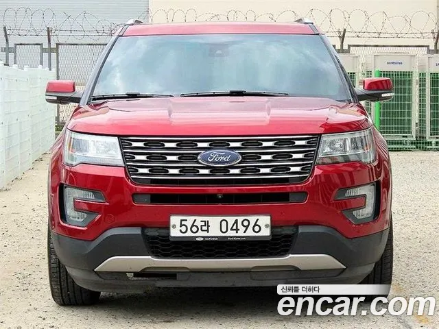 Ford Explorer 2.3 Limited 4WD 5