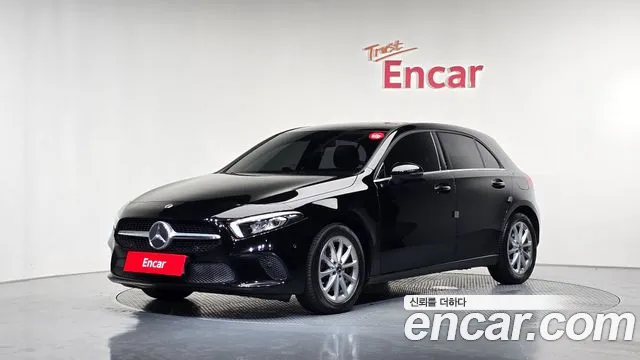 Mercedes-Benz A- W177 A220