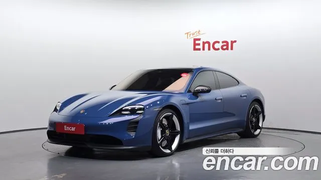 Porsche Taycan 4S