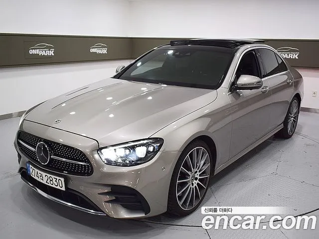 Mercedes-Benz E- W213 E350 4MATIC AMG Line