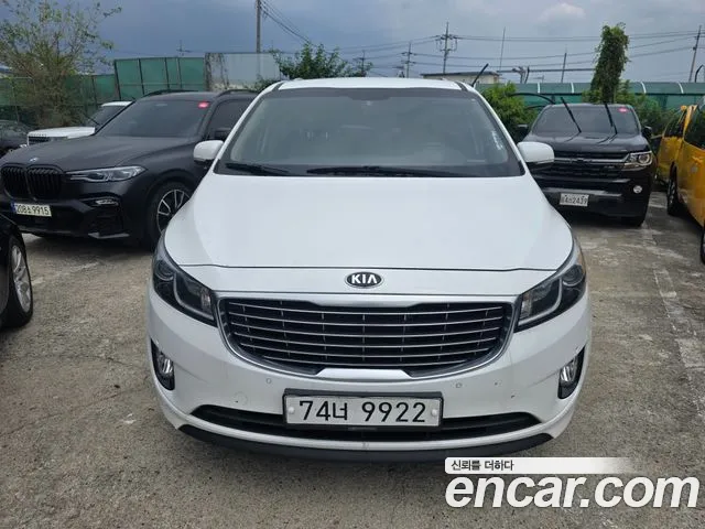 Kia All New Carnival 11