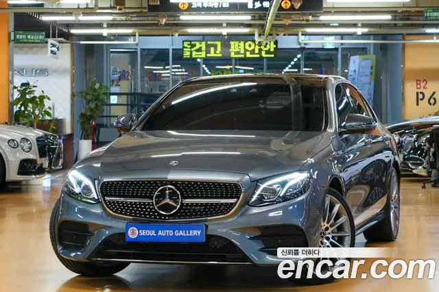Mercedes-Benz E- W213 E350 4MATIC AMG Line