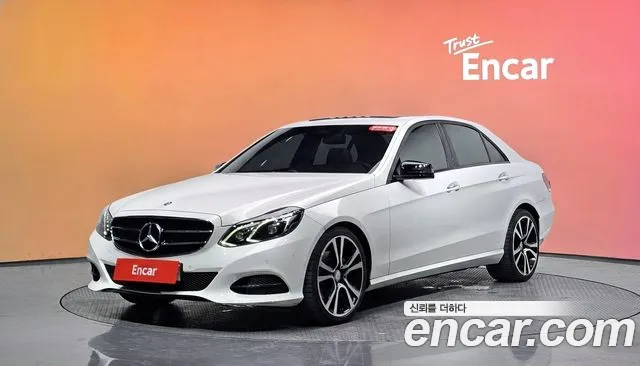 Mercedes-Benz E- W212 E220