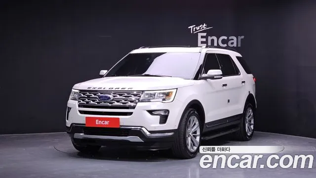 Ford Explorer 2.3 Limited 4WD 5