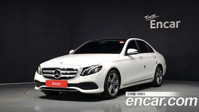 Mercedes-Benz E- W213 E300