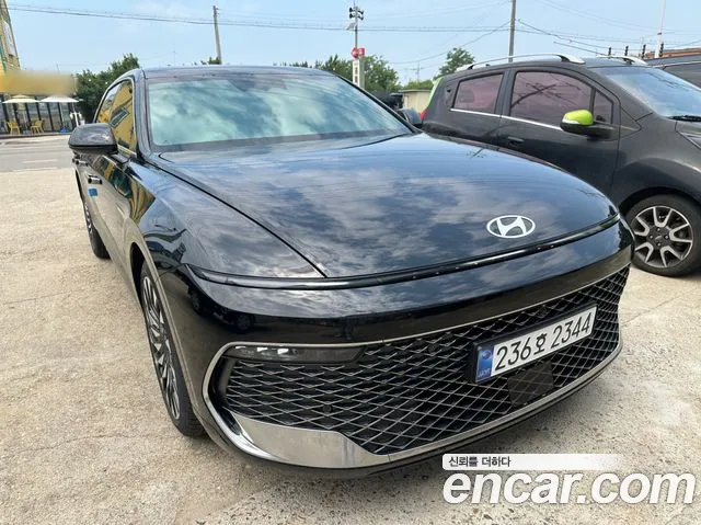 Hyundai The New Grandeur (GN7) 2.5 Gasoline 2WD