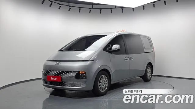 Hyundai Staria 5