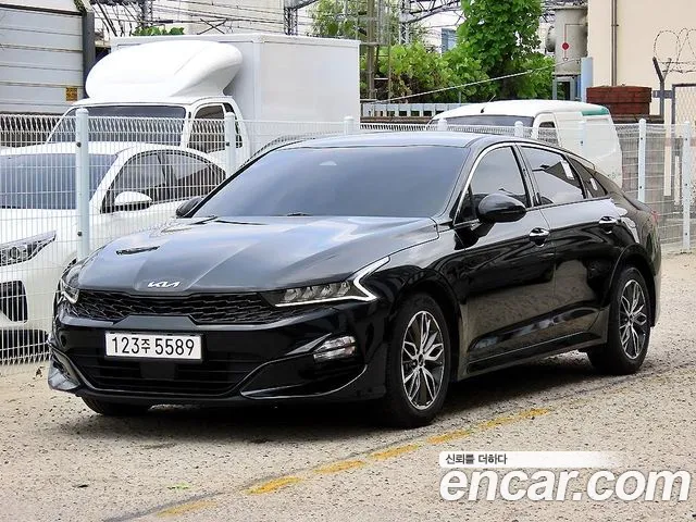 Kia K5 III 2.0 Prestige