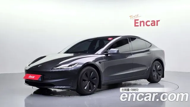 Tesla 3 RWD