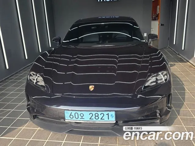 Porsche Taycan 4S