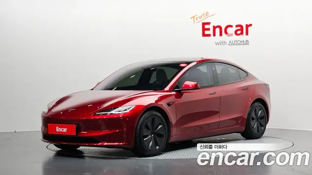 Tesla 3 AWD