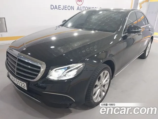Mercedes-Benz E- W213 E300 4MATIC Exclusive